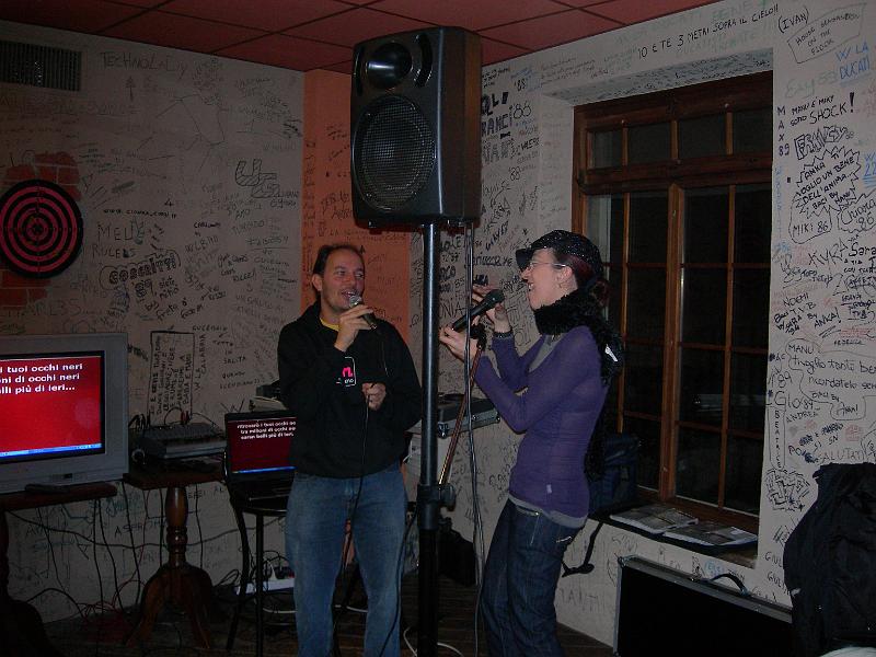 29 - 11 - 2007 Karaoke la Jena 003.JPG